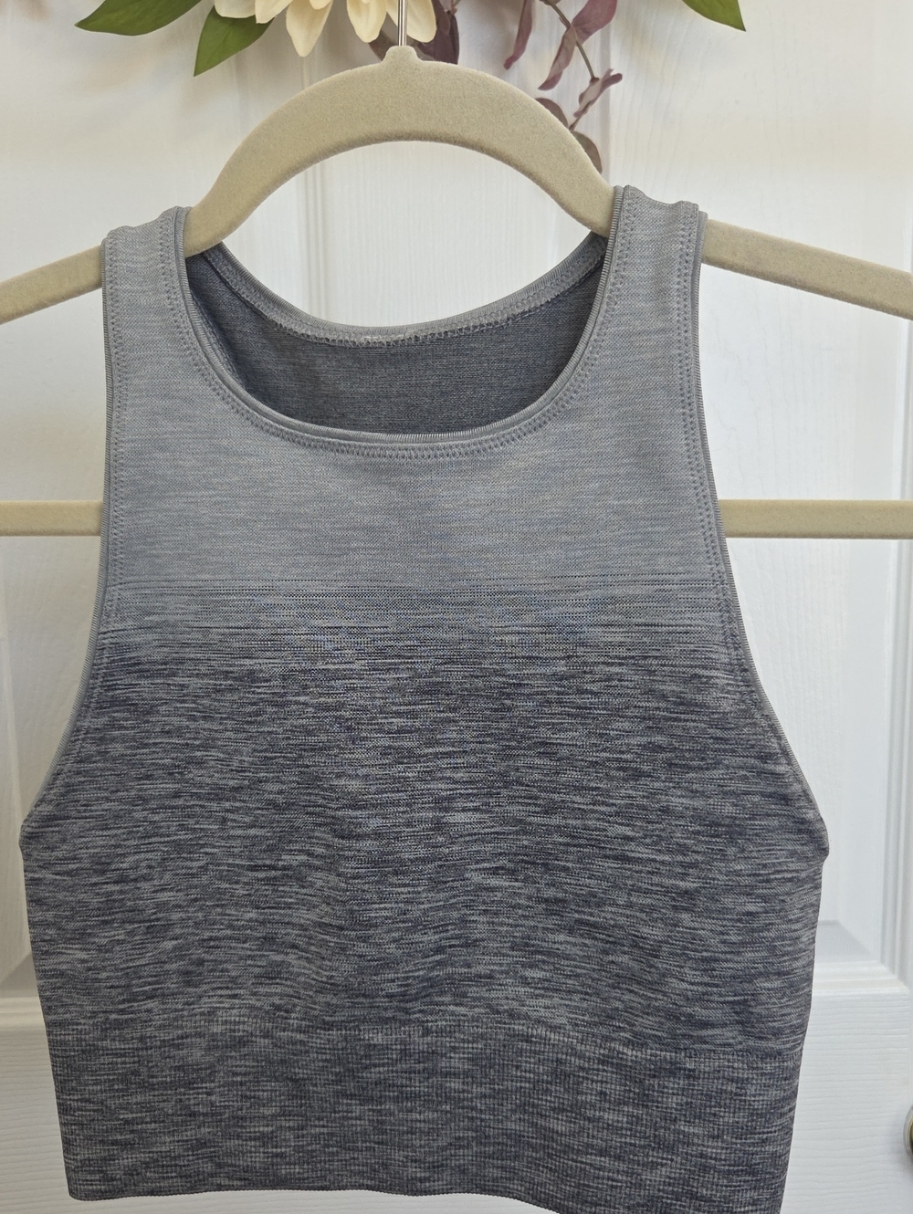 lululemon athletica Gray Ombre Seamless Crop Tank Size 2